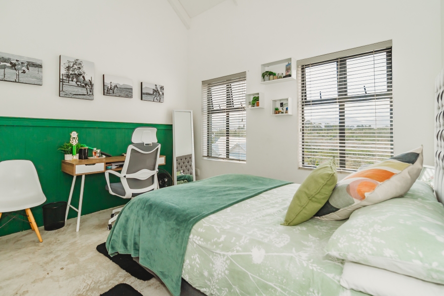 5 Bedroom Property for Sale in Kraaibosch Country Estate Western Cape